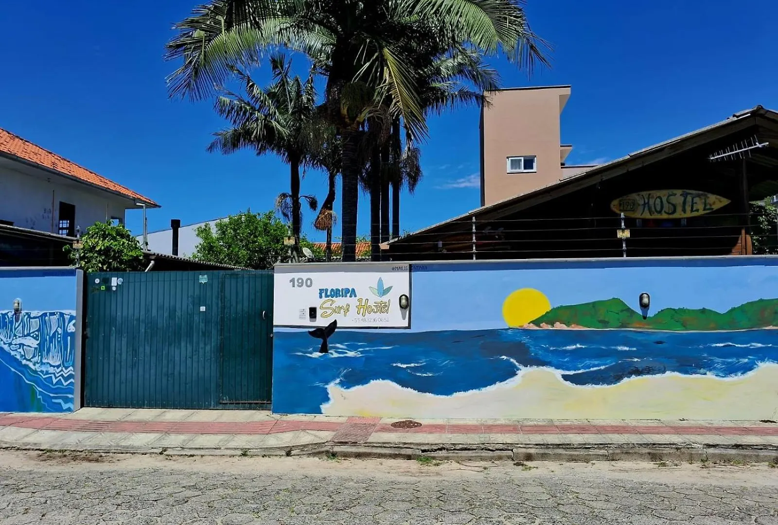 Floripa Surf Hostel contacts